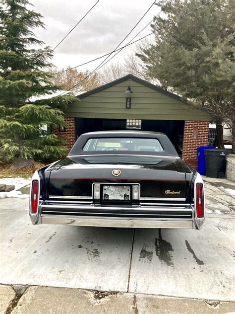 cadillac black 1982.